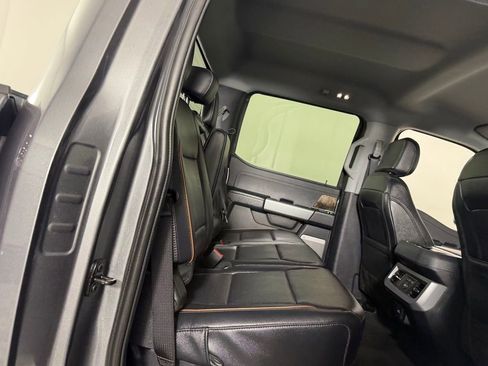 Used 2025 Ford F250 Lariat image 29