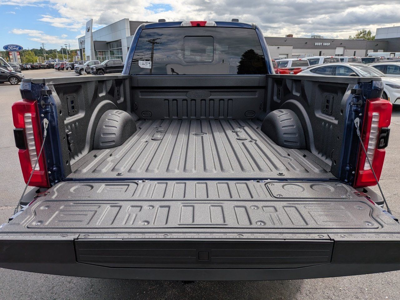 New 2027 Ford F350 King Ranch w/ Chrome Package AWD/4WD image 12