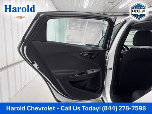 Used 2024 Chevrolet Malibu LT w/ Sport Edition FWD image 12