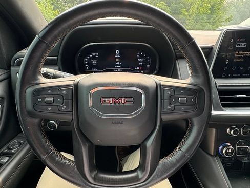 Used 2023 GMC Yukon XL AT4 w/ AT4 Premium Package AWD/4WD image 20