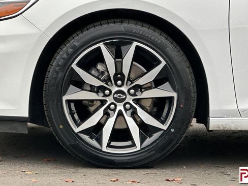 Certified 2022 Chevrolet Malibu RS image 30