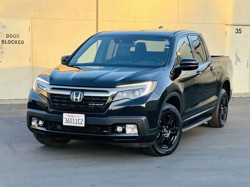 Used 2017 Honda Ridgeline Black Edition image 3