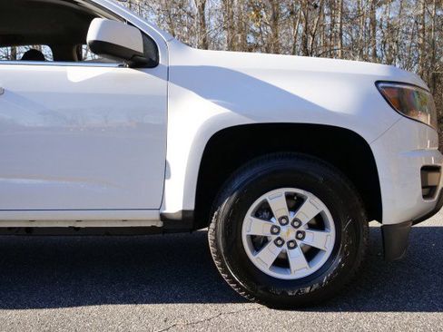 Used 2020 Chevrolet Colorado W/T w/ WT Convenience Package image 33