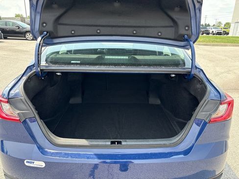 Used 2025 Toyota Camry LE FWD image 21