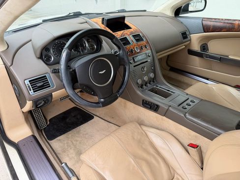 Used 2007 Aston Martin DB9 Coupe RWD image 11