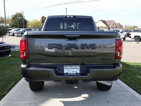 Used 2025 RAM 2500 Laramie image 37