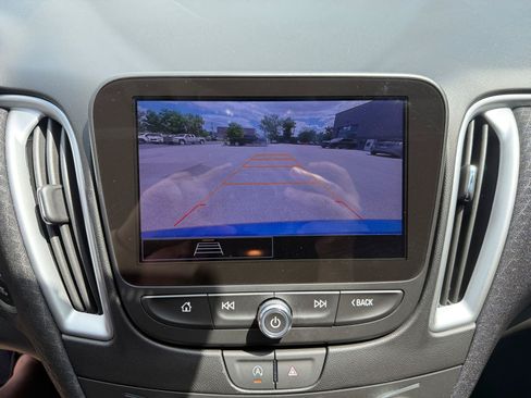 Used 2023 Chevrolet Malibu RS FWD image 17