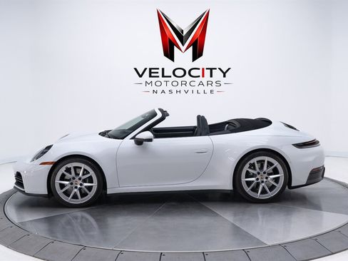 Used 2025 Porsche 911 Carrera w/ Premium Package image 17