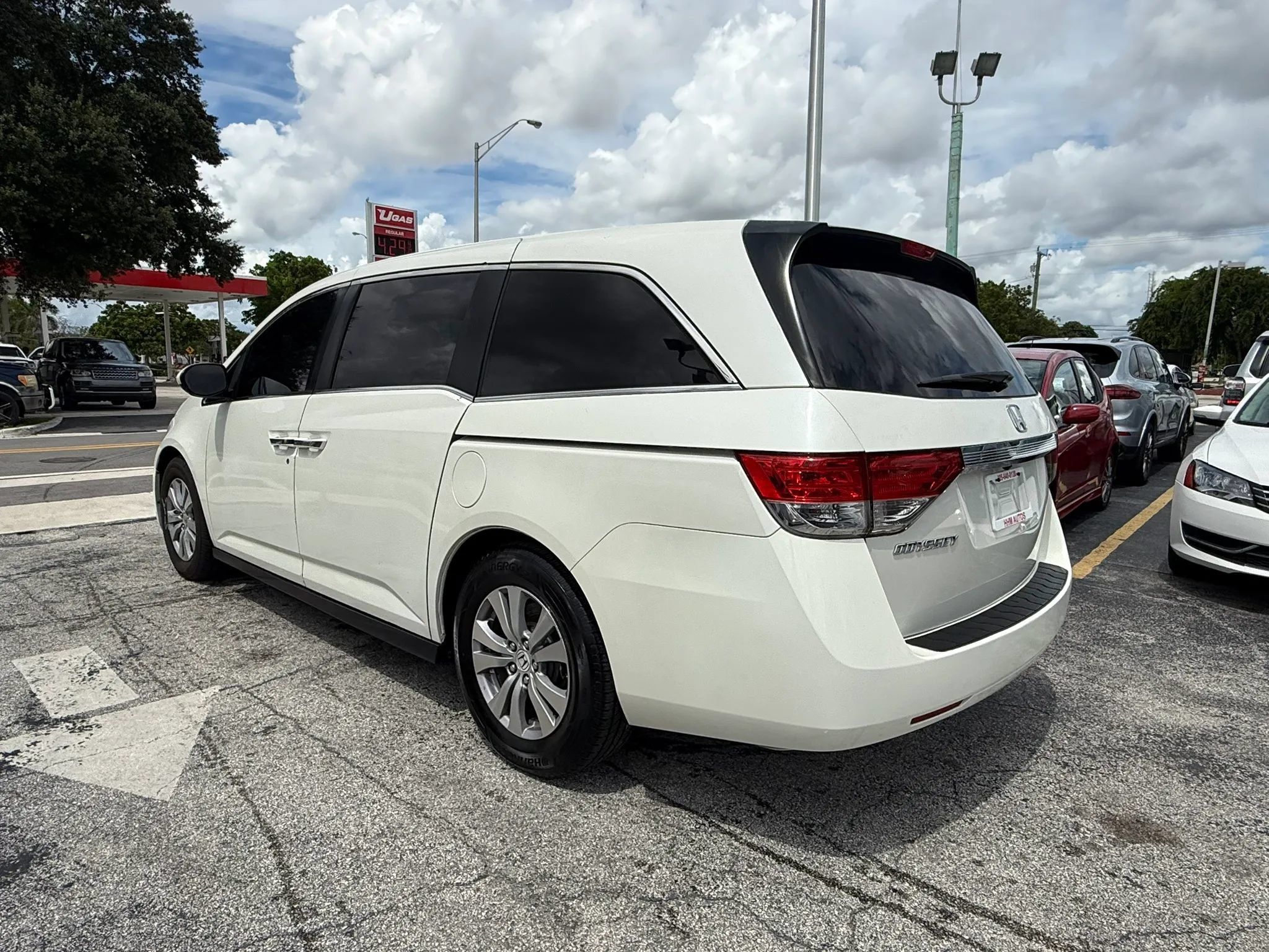 Used 2015 Honda Odyssey EX-L image 3