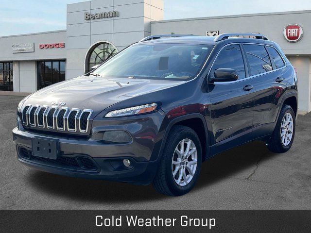 Used 2016 Jeep Cherokee Latitude w/ Cold Weather Group AWD/4WD image 3