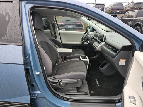Used 2024 Hyundai Ioniq 5 SEL RWD image 11