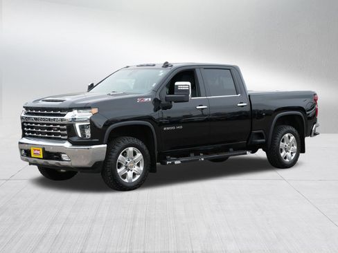Used 2021 Chevrolet Silverado 2500 LTZ w/ LTZ Premium Package image 3