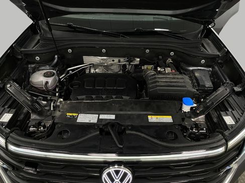 Used 2024 Volkswagen Atlas Cross Sport SEL Premium R-Line image 12