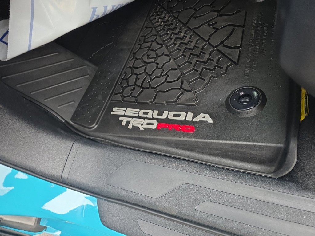 Used 2026 Toyota Sequoia TRD Pro AWD/4WD image 17