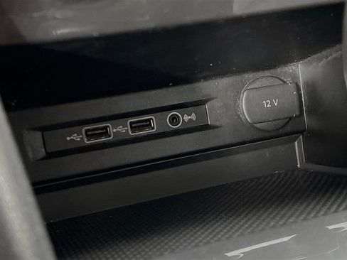 Used 2019 Volkswagen Tiguan SEL Premium R-Line w/ 3rd Row Seat Package AWD/4WD image 21