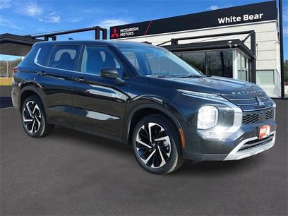 Used 2025 Mitsubishi Outlander SE