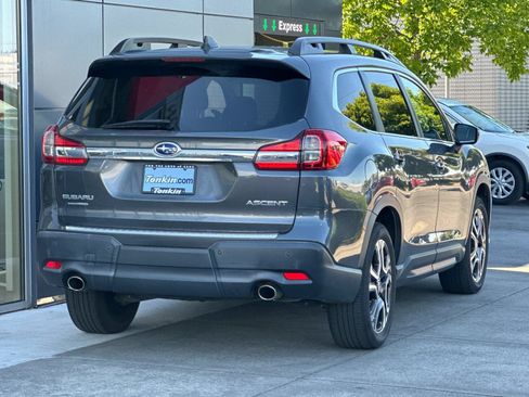Used 2020 Subaru Ascent Premium w/ Convenience Package AWD/4WD image 3