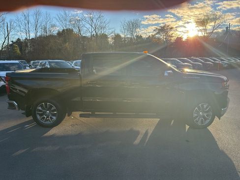 Used 2019 Chevrolet Silverado 1500 LT w/ All-Star Edition image 4