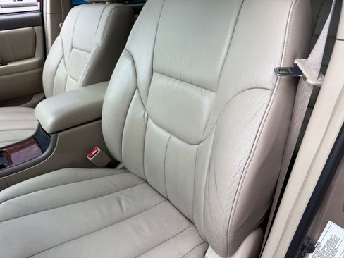 Used 2001 Toyota Avalon XL image 29