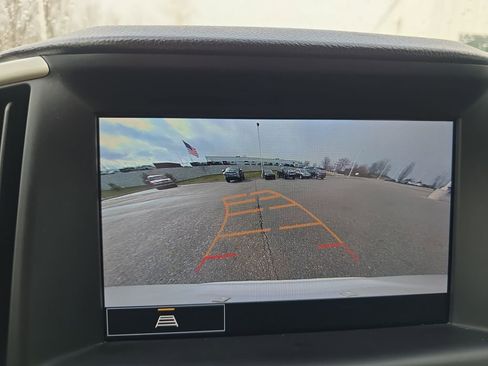 Used 2022 GMC Terrain SLT FWD image 23