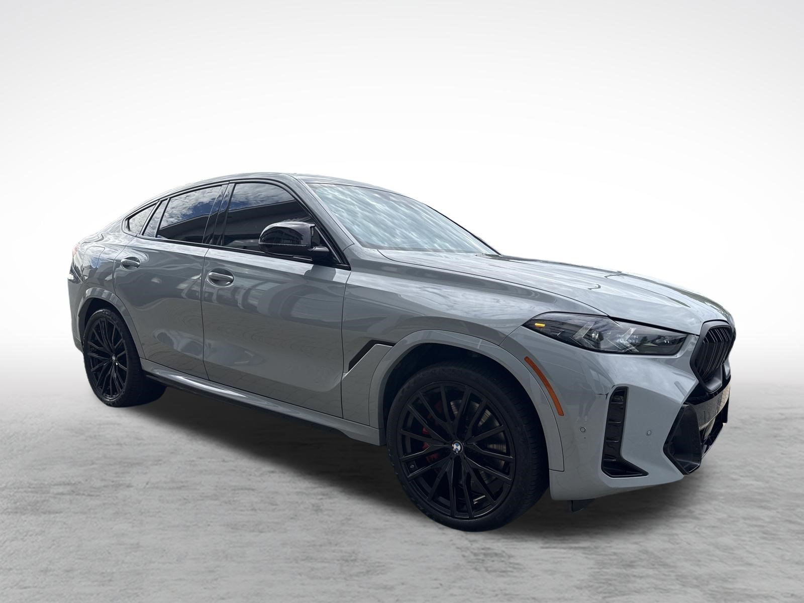 Used 2024 BMW X6 M60i w/ Dynamic Handling Package AWD/4WD image 8