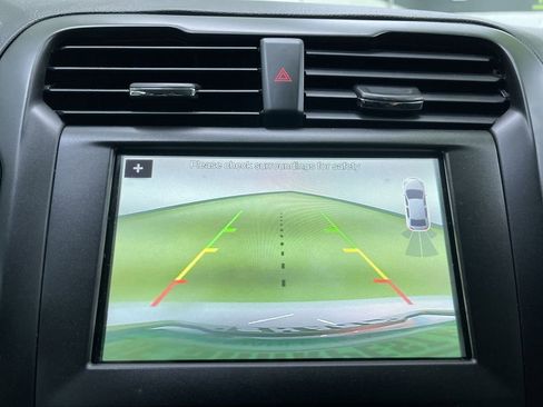 Used 2018 Ford Fusion SE w/ Equipment Group 201A image 16