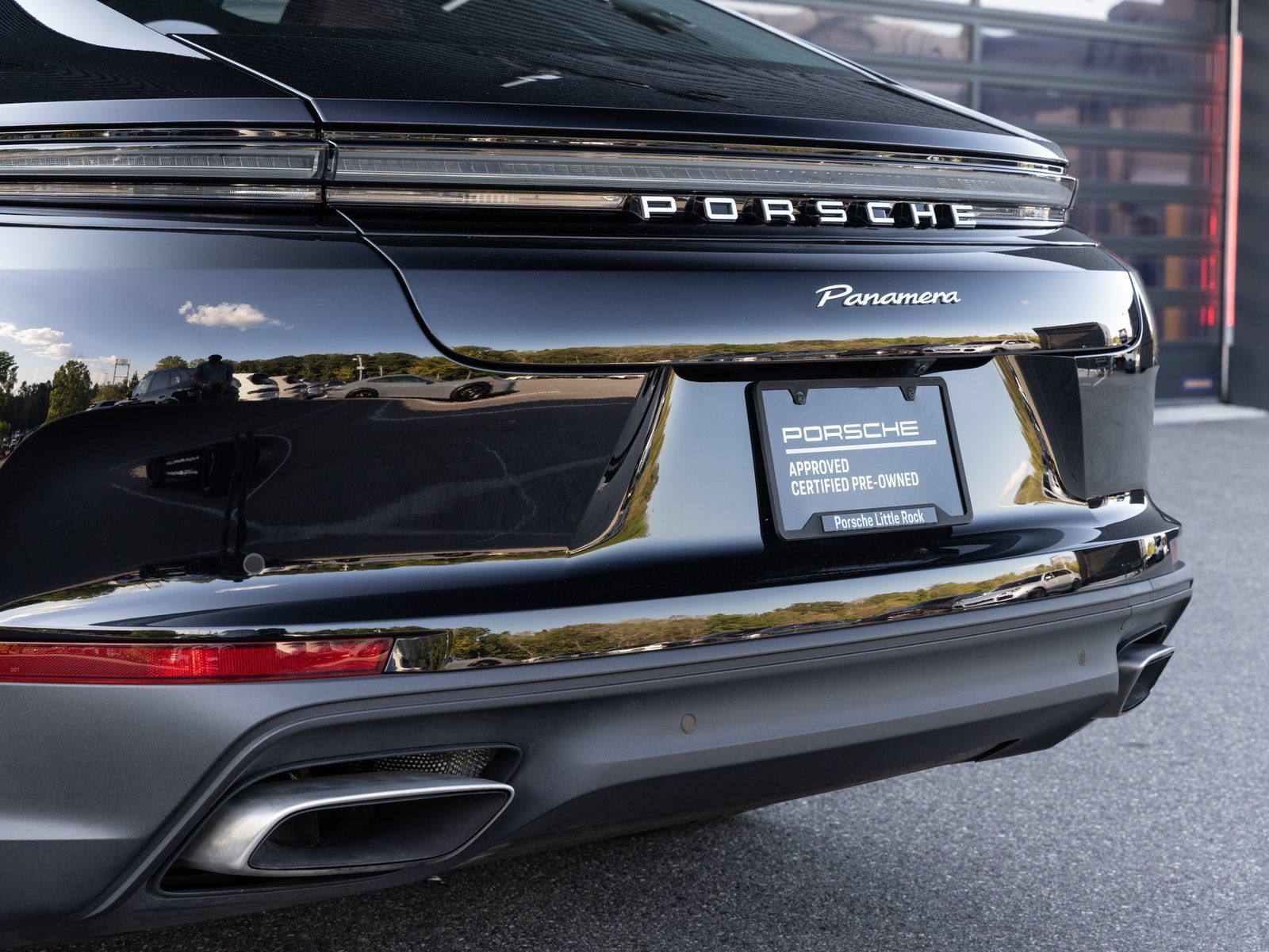 Certified 2025 Porsche Panamera RWD image 12