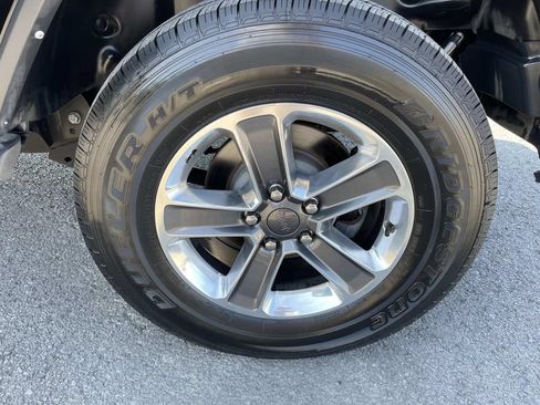 Used 2022 Jeep Wrangler Unlimited Sahara w/ Safety Group AWD/4WD image 14