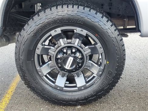 Used 2023 Ford F250 Lariat w/ Lariat Ultimate Package image 5