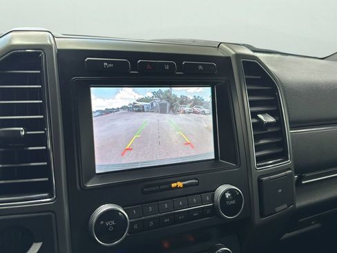 Certified 2021 Ford Expedition XLT RWD image 19