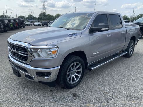 Used 2021 RAM 1500 Big Horn AWD/4WD image 4