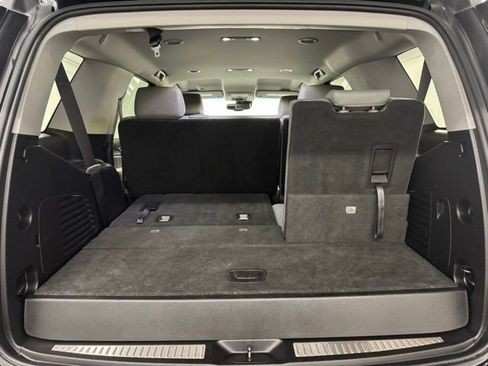 Used 2019 Chevrolet Tahoe LT w/ RST Edition image 37