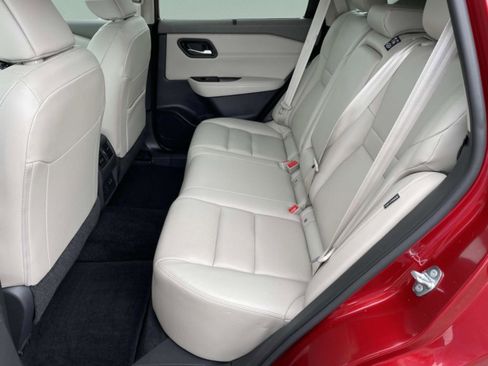 Used 2023 Nissan Rogue SL w/ SL Premium Package FWD image 12