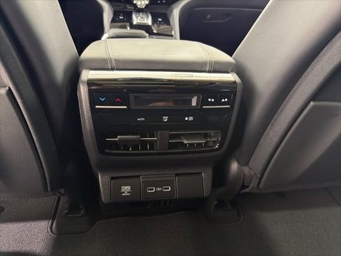 Certified 2023 Acura MDX SH-AWD w/ Technology Package image 28