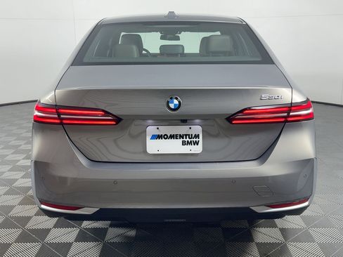 Certified 2025 BMW 530i image 10
