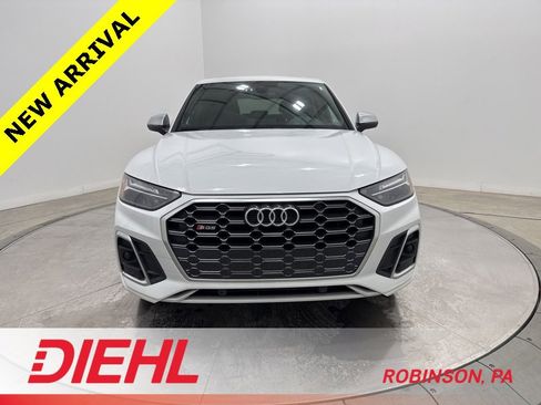 Used 2022 Audi SQ5 Premium image 2