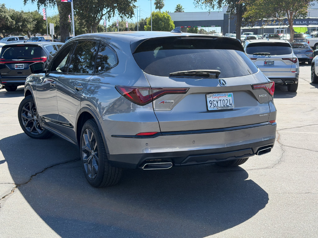 Used 2023 Acura MDX A-Spec AWD/4WD image 10