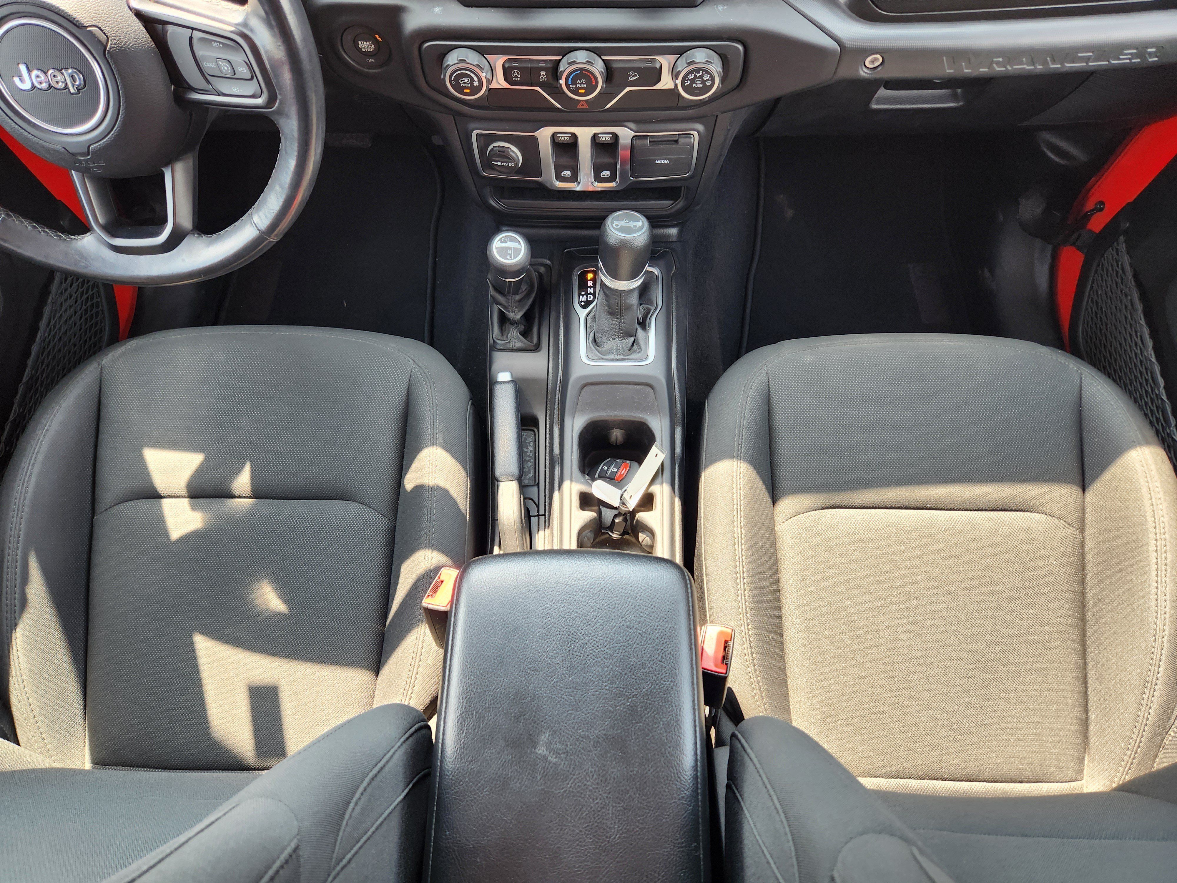 Used 2019 Jeep Wrangler Sport AWD/4WD image 17