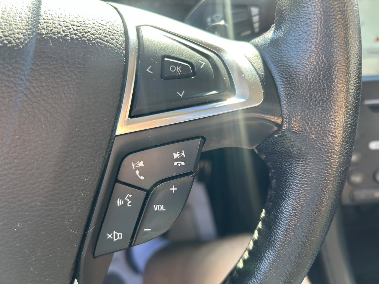 Used 2017 Ford Fusion Titanium AWD/4WD image 20