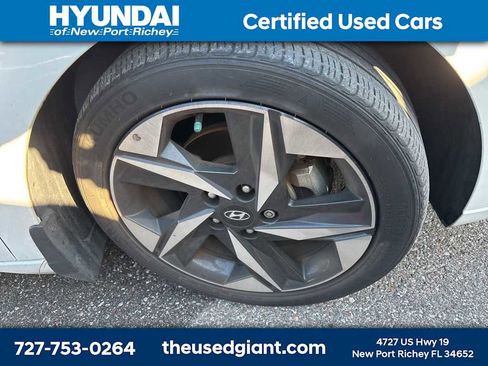 Certified 2022 Hyundai Elantra Limited image 6