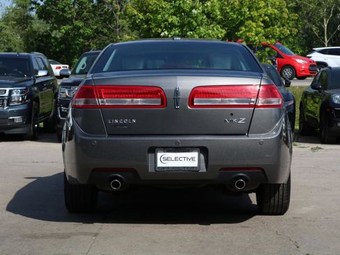 Used 2011 Lincoln MKZ FWD image 11