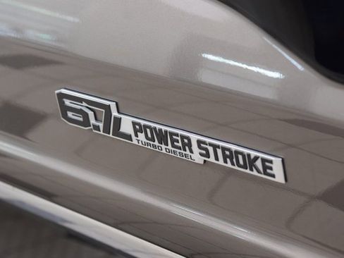 Used 2023 Ford F250 King Ranch image 14