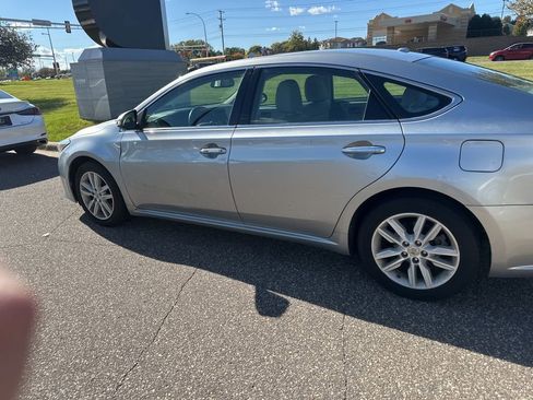 Used 2015 Toyota Avalon XLE image 23