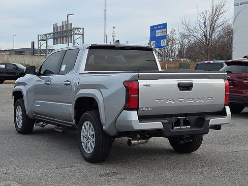 New 2026 Toyota Tacoma SR5 image 3