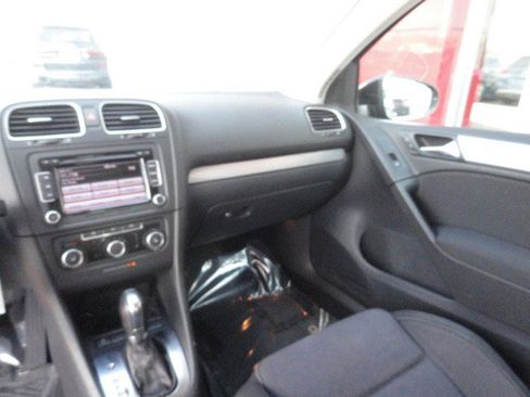 Used 2012 Volkswagen Golf TDI image 16