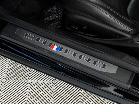 Used 2019 Chevrolet Camaro SS RWD image 34