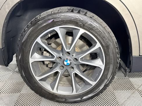 Used 2018 BMW X5 xDrive40e AWD/4WD image 32