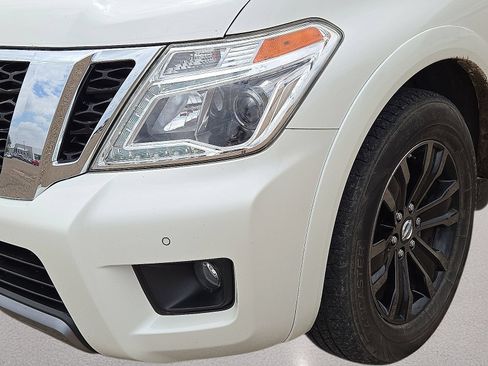 Used 2019 Nissan Armada Platinum w/ Captain's Chairs Package RWD image 10