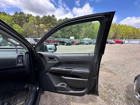 Used 2017 GMC Canyon SLT w/ Driver Alert Package AWD/4WD image 17