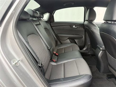 Used 2023 Kia Forte GT-Line image 30